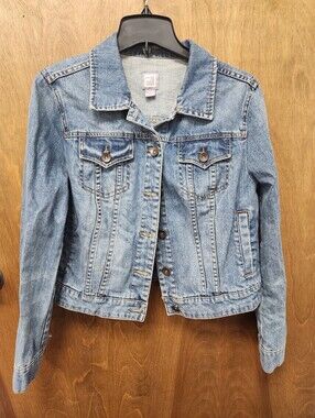 JC Penny's Womens Classic Light Blue Denim Jacket